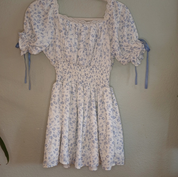 Nordstrom Itsie Ditsy Floral Sweatheart Keyhole Bow Babydoll Neckline Puff Mini - Picture 4 of 6